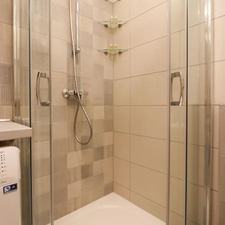 Grand بودابست