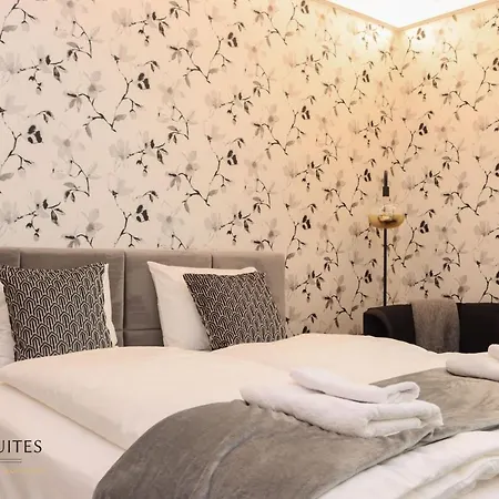 Апартаменты Grand *